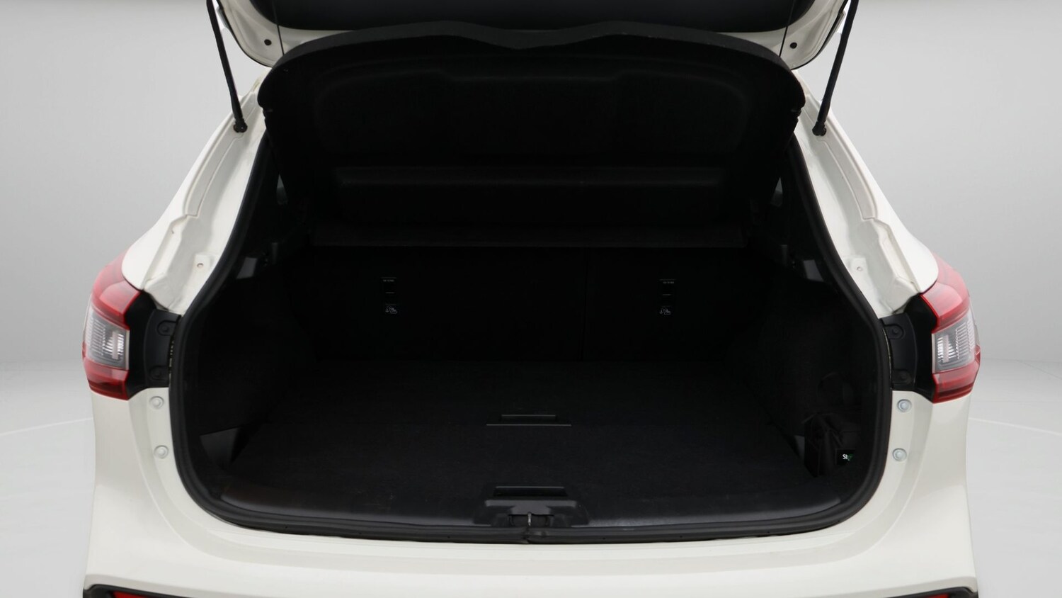 Used Nissan Qashqai 2021 for sale - 77365666: Photo 17