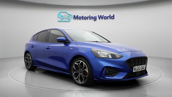 Used Ford Focus 2020 for sale - 76260416: Photo 2