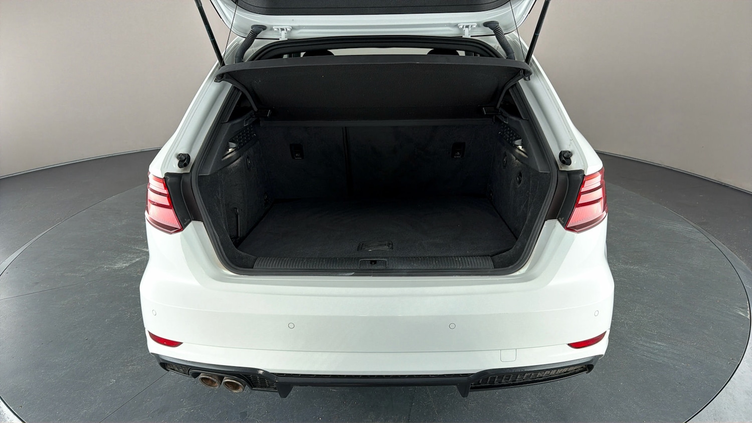 Used Audi A3 2017 for sale - 77934504: Photo 16