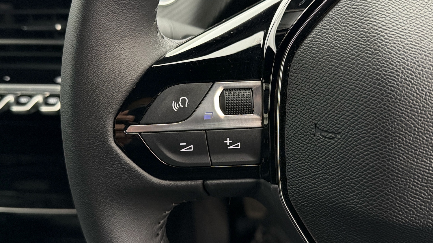 Used Peugeot 2008 for sale - 78108941: Photo 22