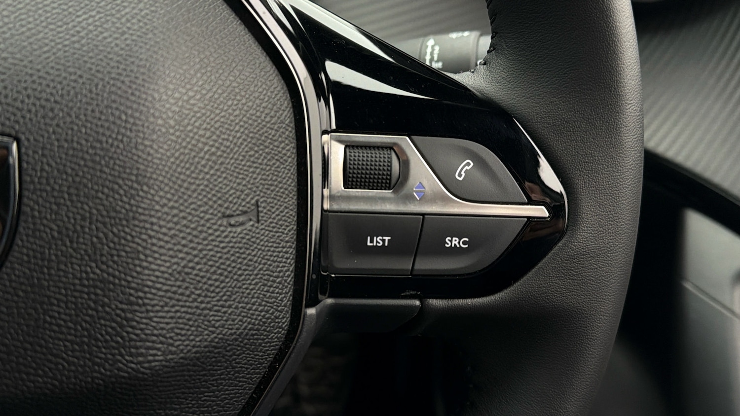 Used Peugeot 2008 for sale - 78108941: Photo 23