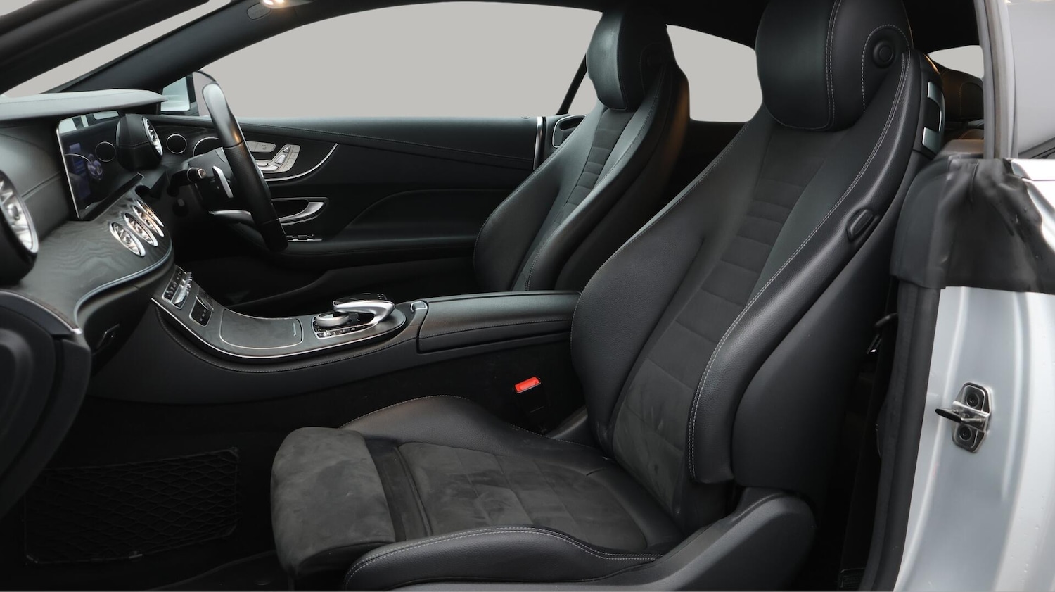 Used Mercedes-Benz E Class 2020 for sale - 75905531: Photo 14