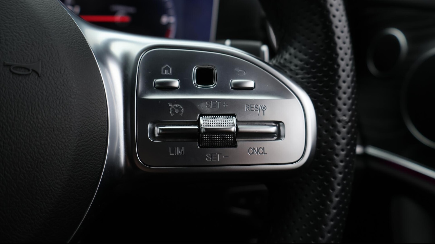 Used Mercedes-Benz E Class 2020 for sale - 75905531: Photo 24