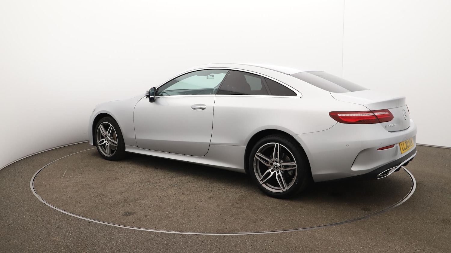 Used Mercedes-Benz E Class 2020 for sale - 75905531: Photo 36