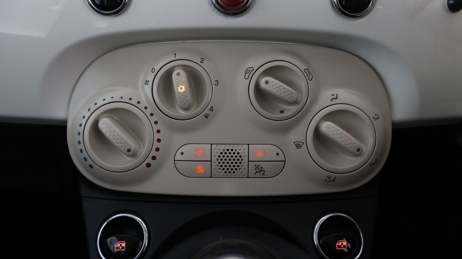 Used Fiat 500 2018 for sale - 77846343: Photo 11