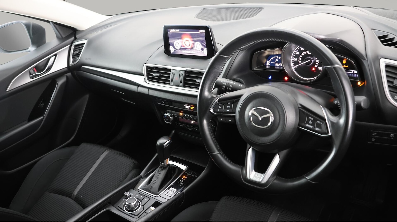 Used Mazda Mazda3 2018 for sale - 76122615: Photo 9