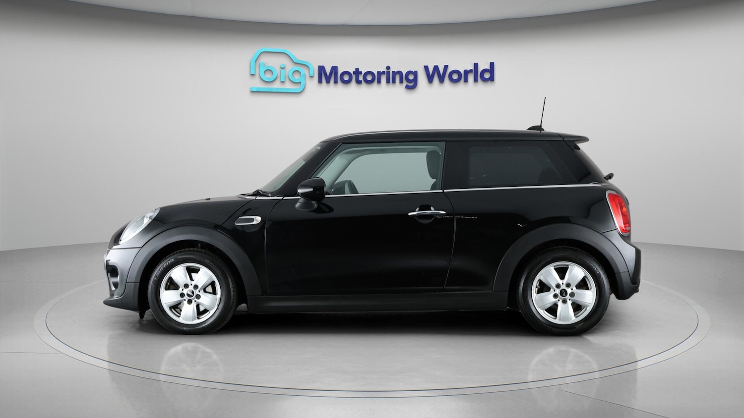 Used MINI Hatch 2017 for sale - 76714803: Photo 4