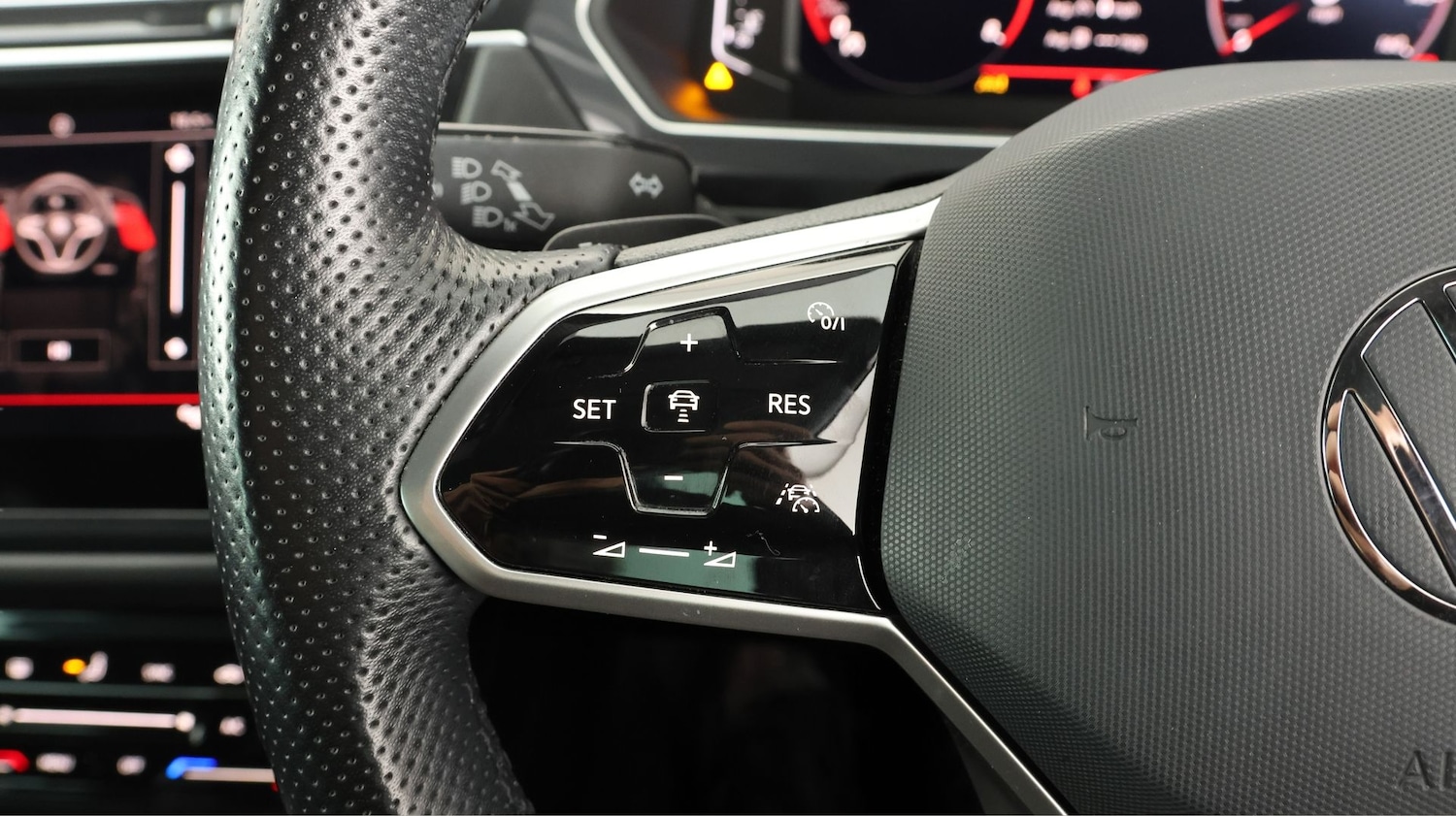 Used Volkswagen Tiguan for sale - 77181458: Photo 20