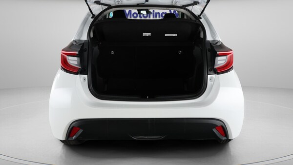 Used Toyota Yaris 2022 for sale - 76314433: Photo 17