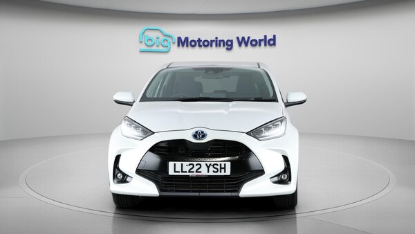 Used Toyota Yaris 2022 for sale - 76314433: Photo 2