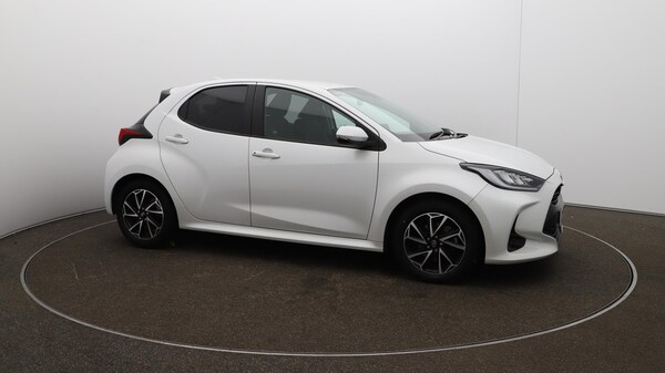Used Toyota Yaris 2022 for sale - 76314433: Photo 46