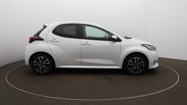 Used Toyota Yaris 2022 for sale - 76314433: Photo 49