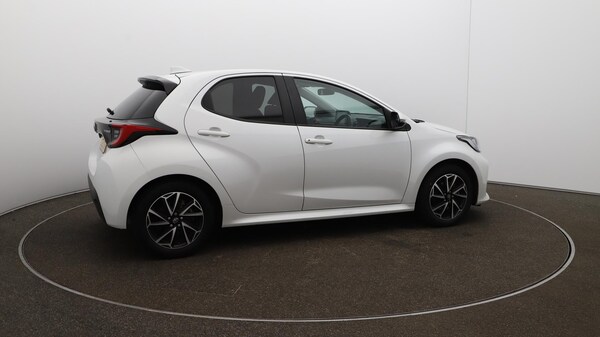 Used Toyota Yaris 2022 for sale - 76314433: Photo 51