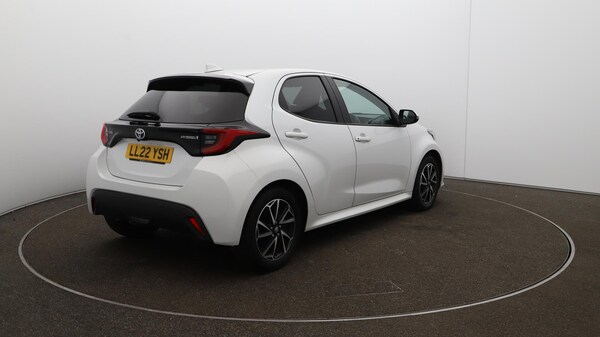 Used Toyota Yaris 2022 for sale - 76314433: Photo 54