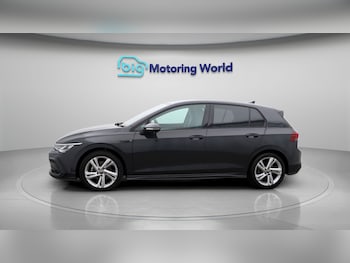 Used Volkswagen Golf 2024 for sale - 77818070: Photo