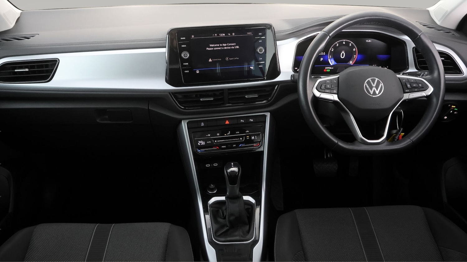 Used Volkswagen T-Roc 2023 for sale - 77846355: Photo 12