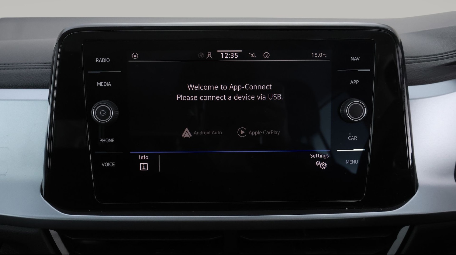 Used Volkswagen T-Roc 2023 for sale - 77846355: Photo 23