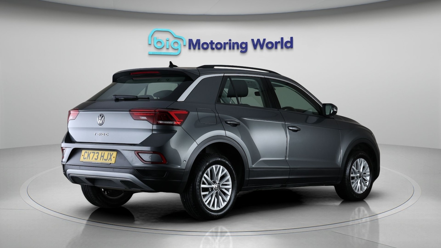 Used Volkswagen T-Roc 2023 for sale - 77846355: Photo 7