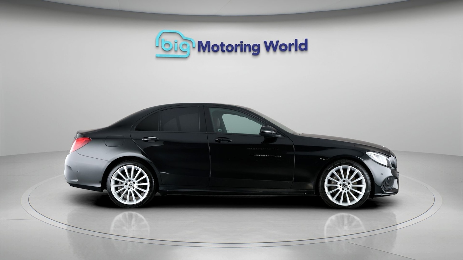 Used Mercedes-Benz C Class 2018 for sale - 77436297: Photo 8