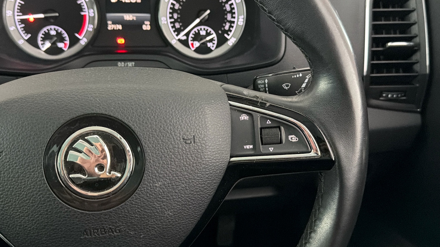 Used Skoda Karoq 2019 for sale - 78054127: Photo 24