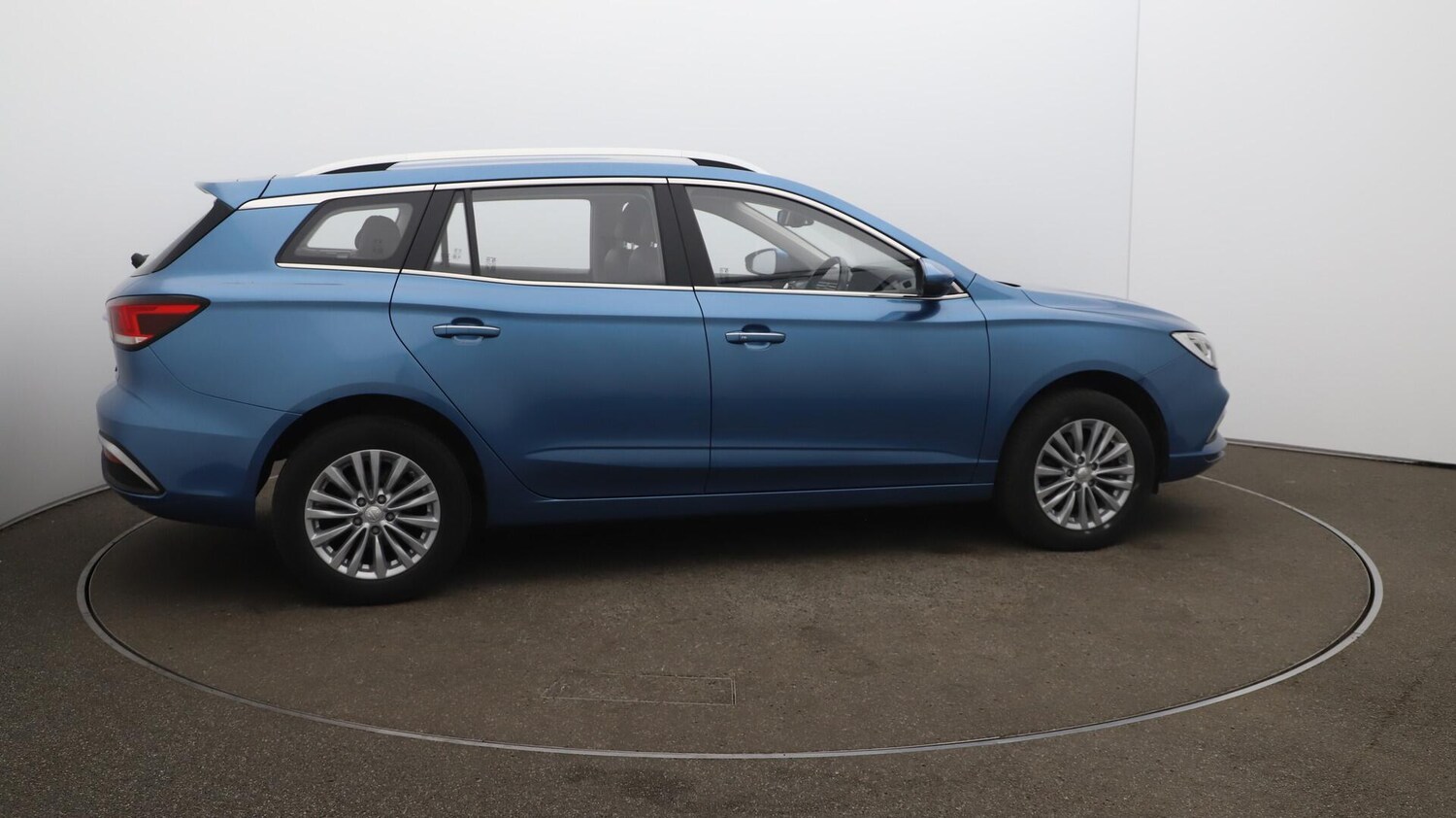 Vehicle 44