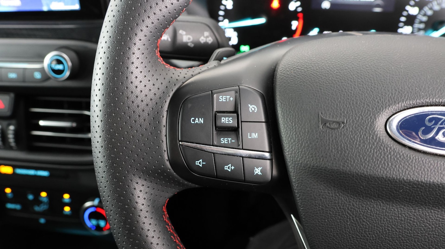 Used Ford Focus 2022 for sale - 77312438: Photo 24