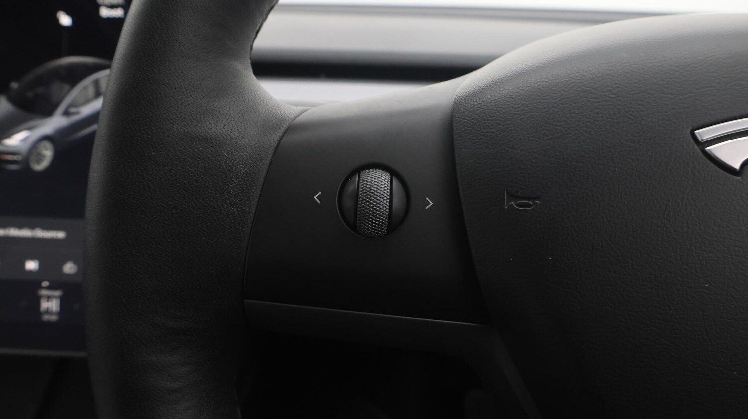 Used Tesla Model 3 for sale - 76728046: Photo 26