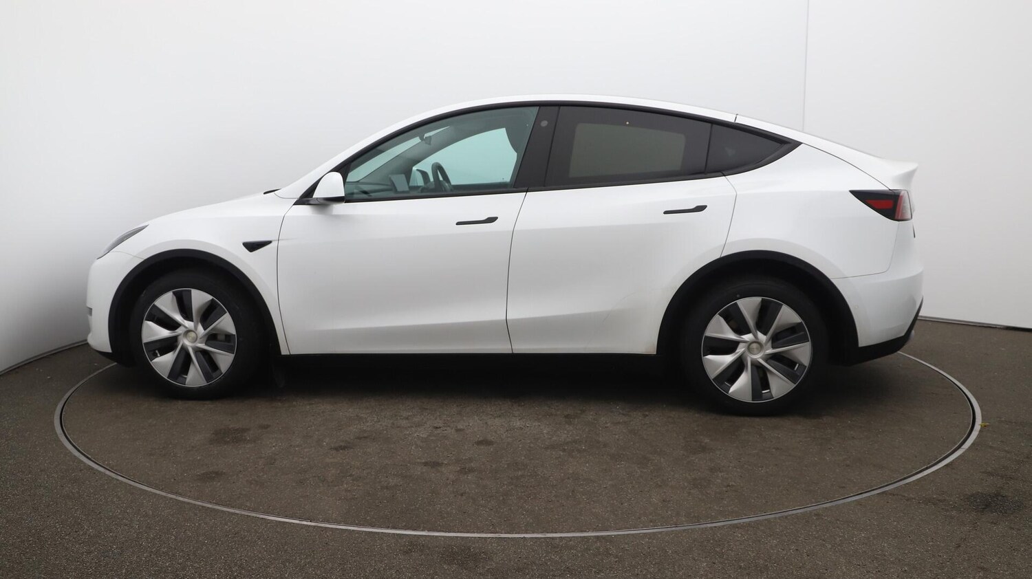 Used Tesla Model Y 2022 for sale - 76094396: Photo 64