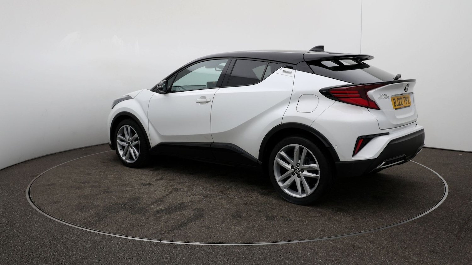 Used Toyota C-HR 2022 for sale - 76817958: Photo 56