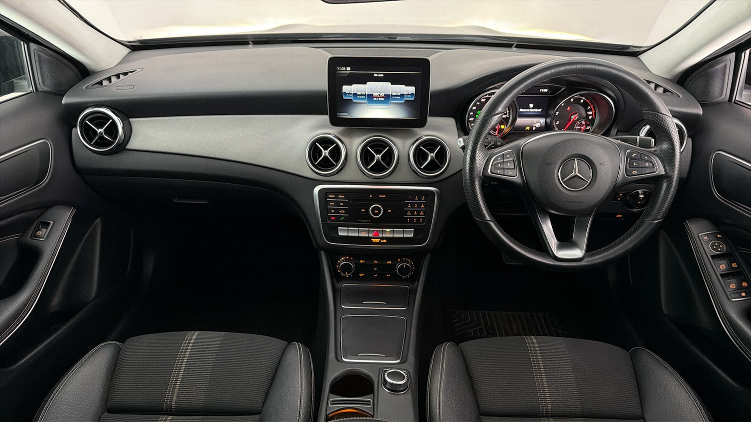 Used Mercedes-Benz GLA 2019 for sale - 77998178: Photo 11