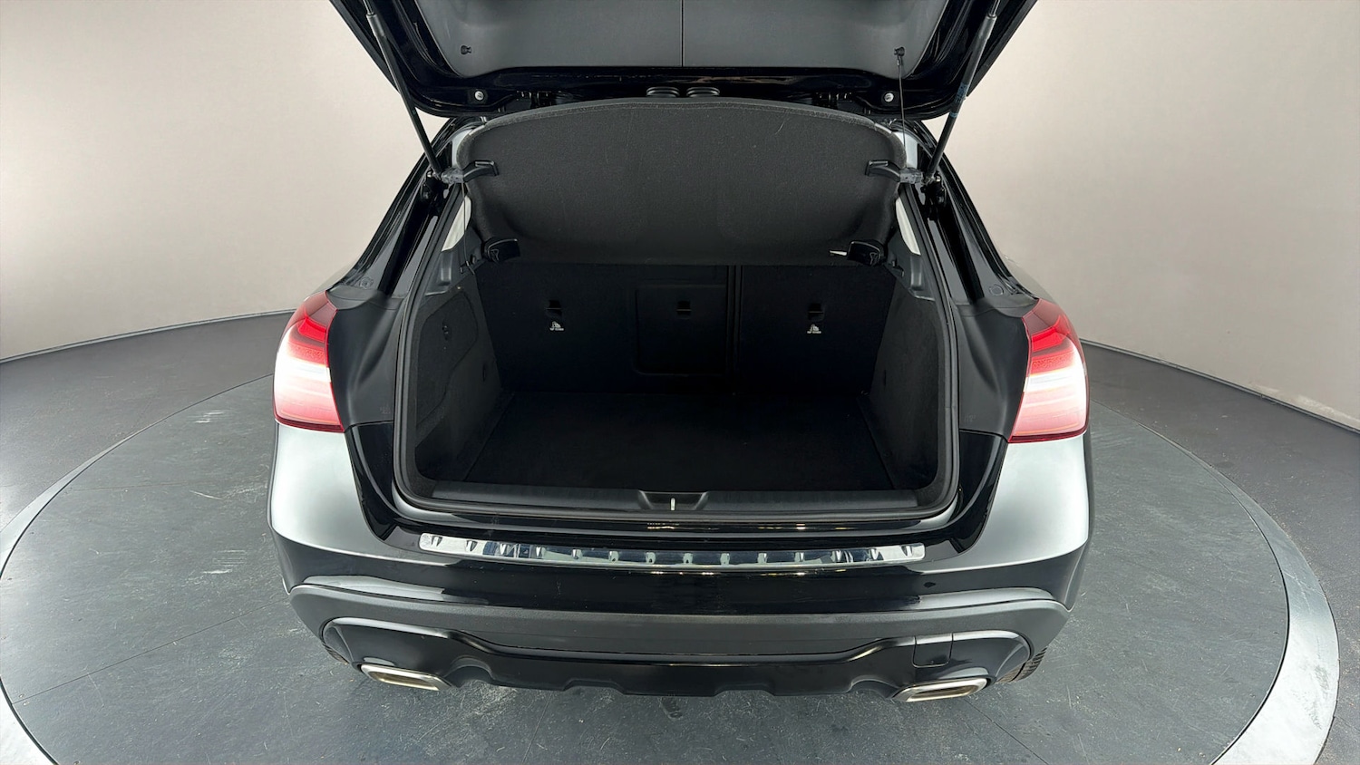 Used Mercedes-Benz GLA 2019 for sale - 77998178: Photo 15