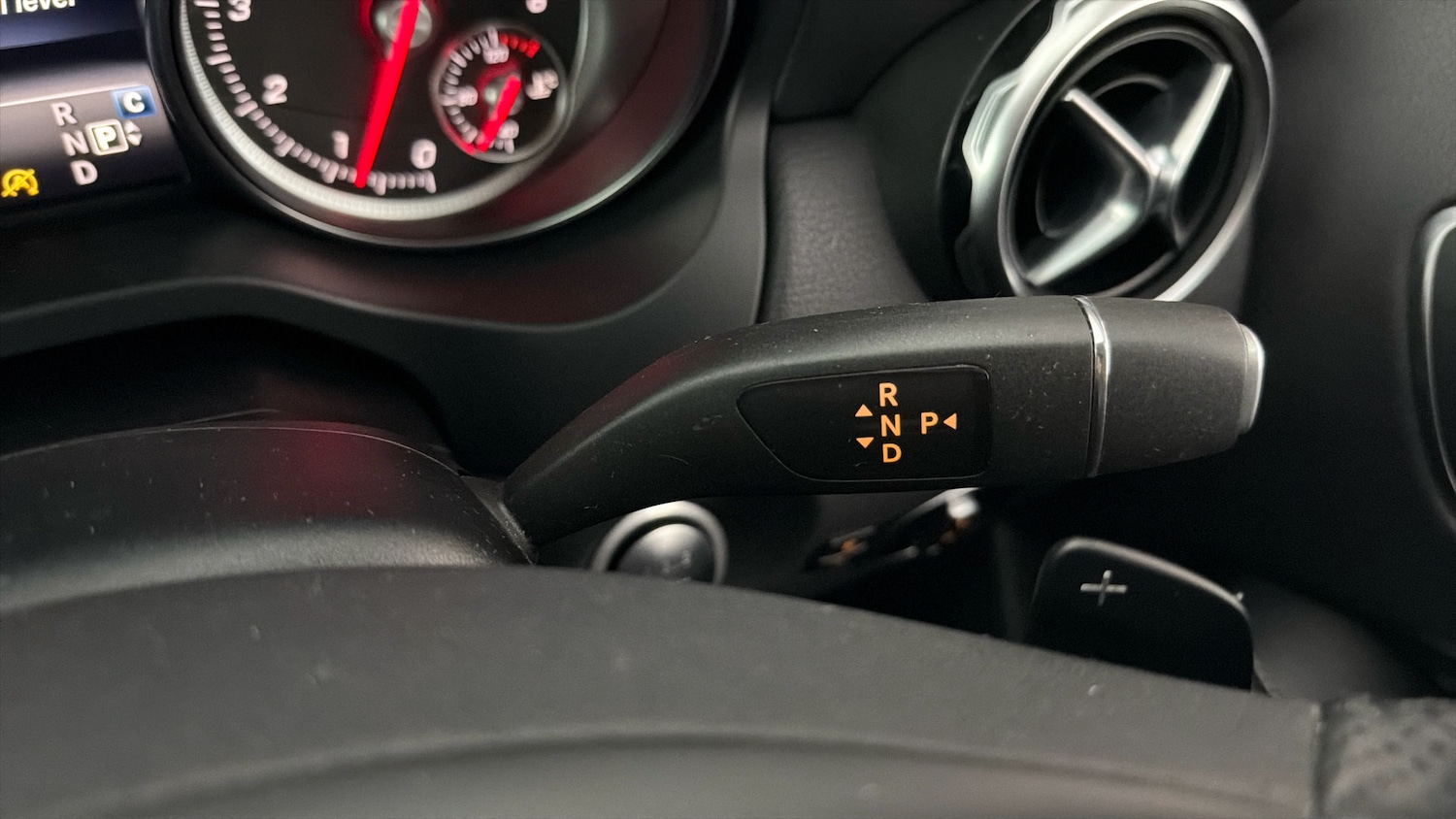 Used Mercedes-Benz GLA 2019 for sale - 77998178: Photo 24