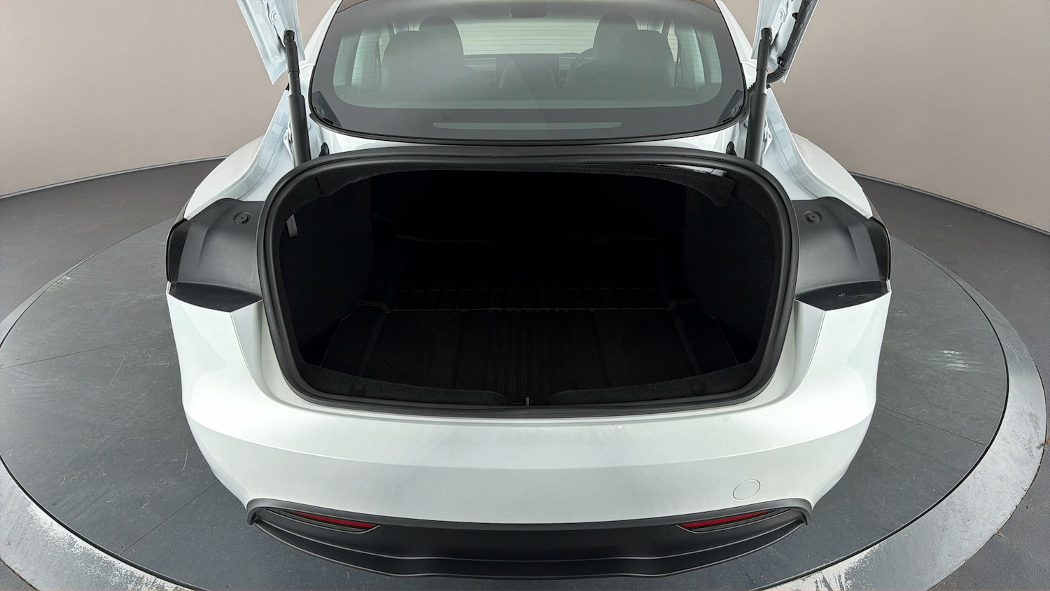 Used Tesla Model 3 2024 for sale - 78053706: Photo 16