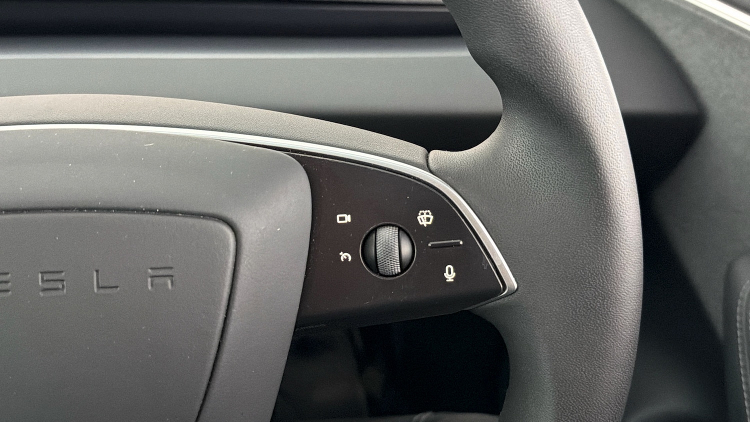 Used Tesla Model 3 2024 for sale - 78053706: Photo 23