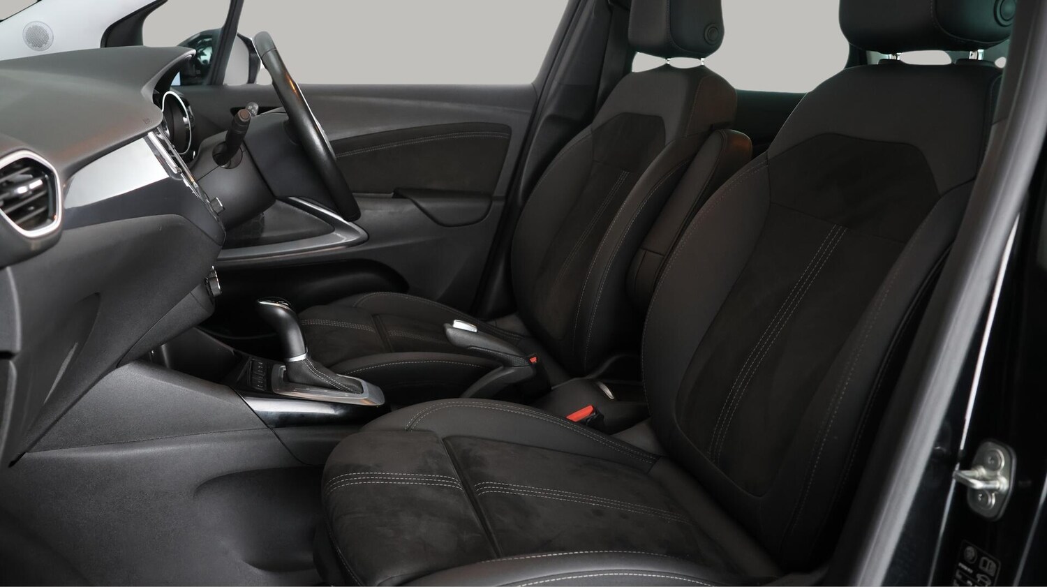 Used Vauxhall Crossland 2023 for sale - 76239637: Photo 15