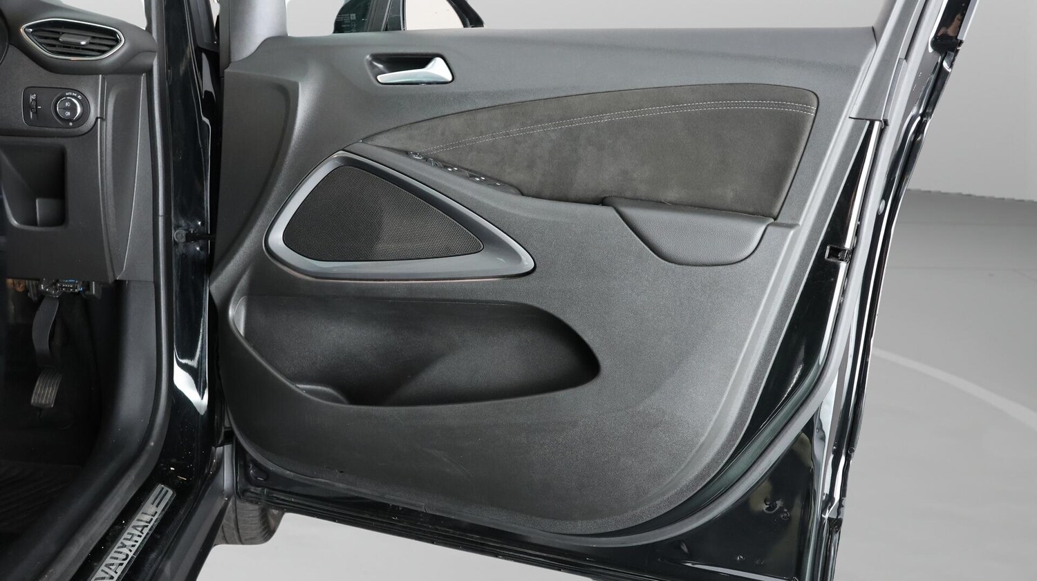 Used Vauxhall Crossland 2023 for sale - 76239637: Photo 16