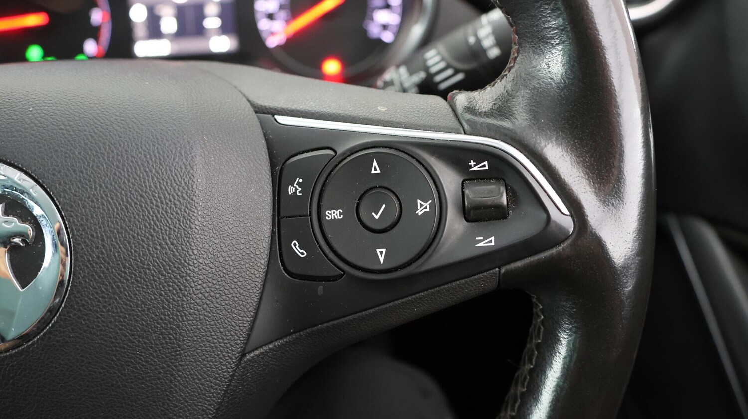 Used Vauxhall Crossland 2023 for sale - 76239637: Photo 25