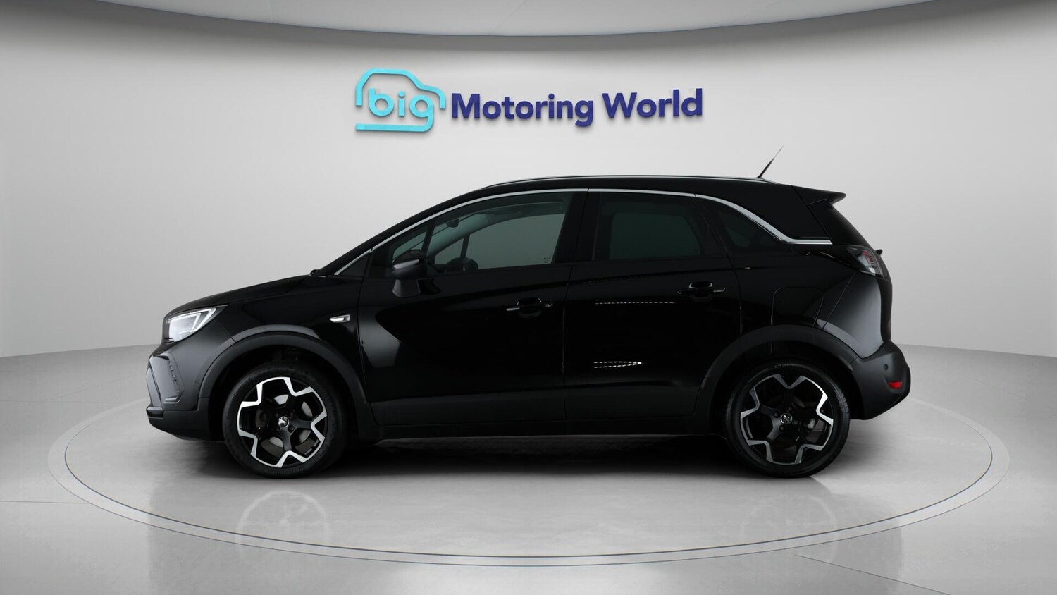 Used Vauxhall Crossland 2023 for sale - 76239637: Photo 5