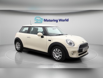Used MINI Hatch 2019 for sale - 75838072: Photo