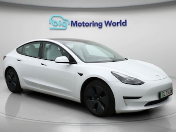 Tesla - Model 3