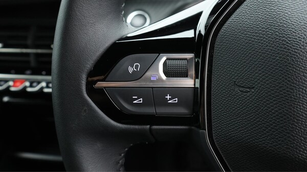 Used Peugeot 2008 2024 for sale - 76337087: Photo 23