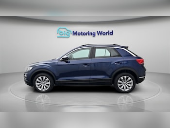 Used Volkswagen T-Roc 2019 for sale - 78873863: Photo