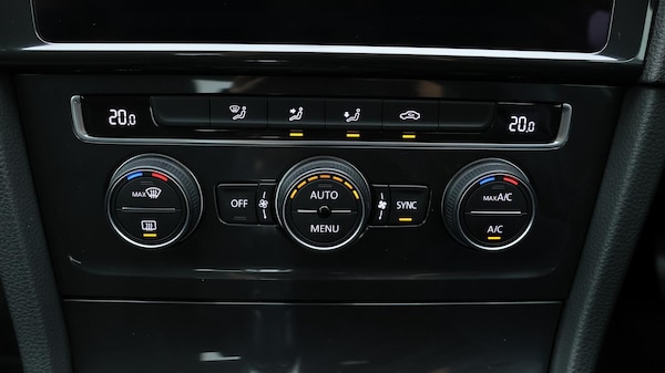 Used Volkswagen Golf 2019 for sale - 76247786: Photo 13