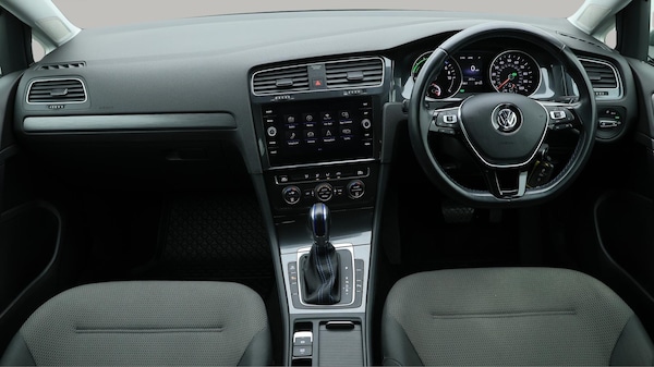 Used Volkswagen Golf 2019 for sale - 76247786: Photo 14