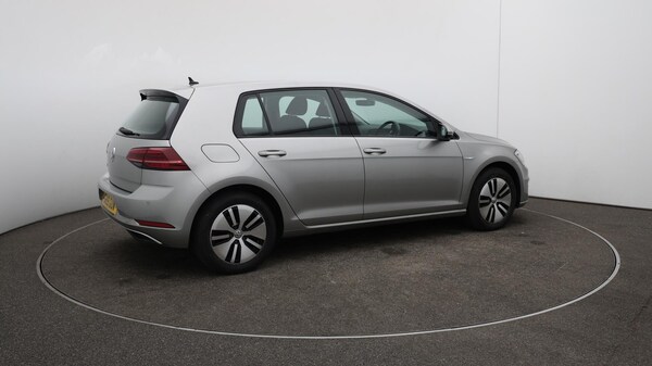 Used Volkswagen Golf 2019 for sale - 76247786: Photo 54