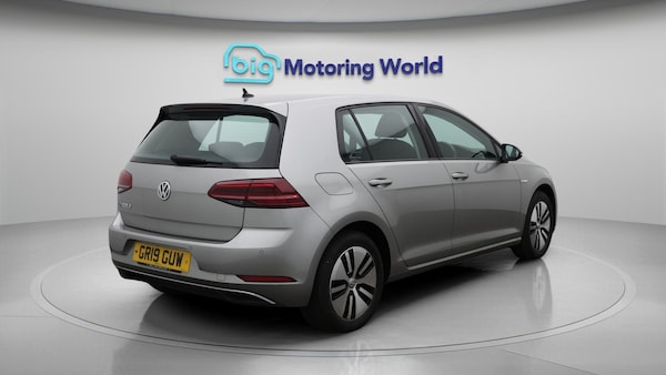 Used Volkswagen Golf 2019 for sale - 76247786: Photo 8