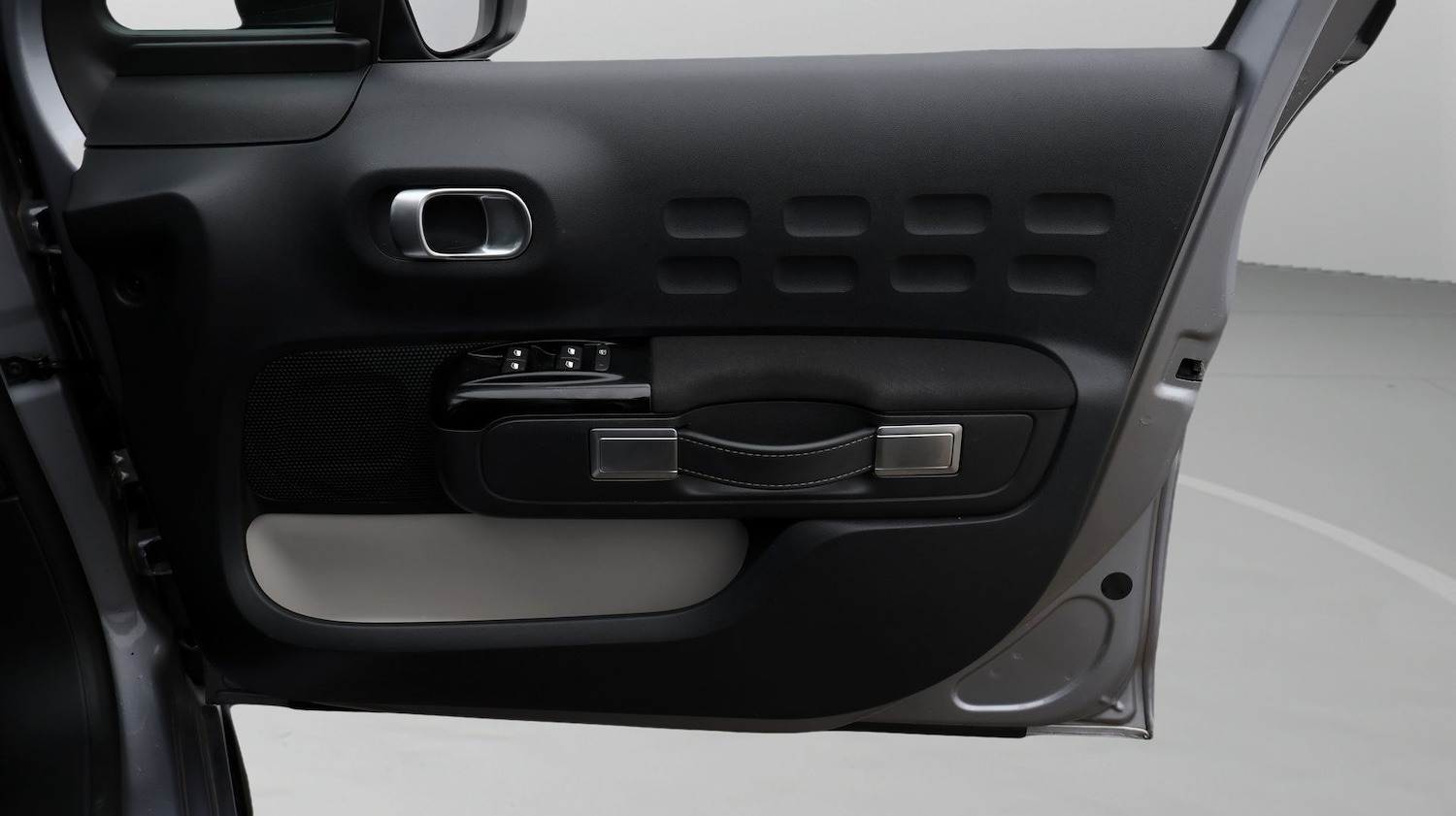 Used Citroen C3 2024 for sale - 77220649: Photo 15