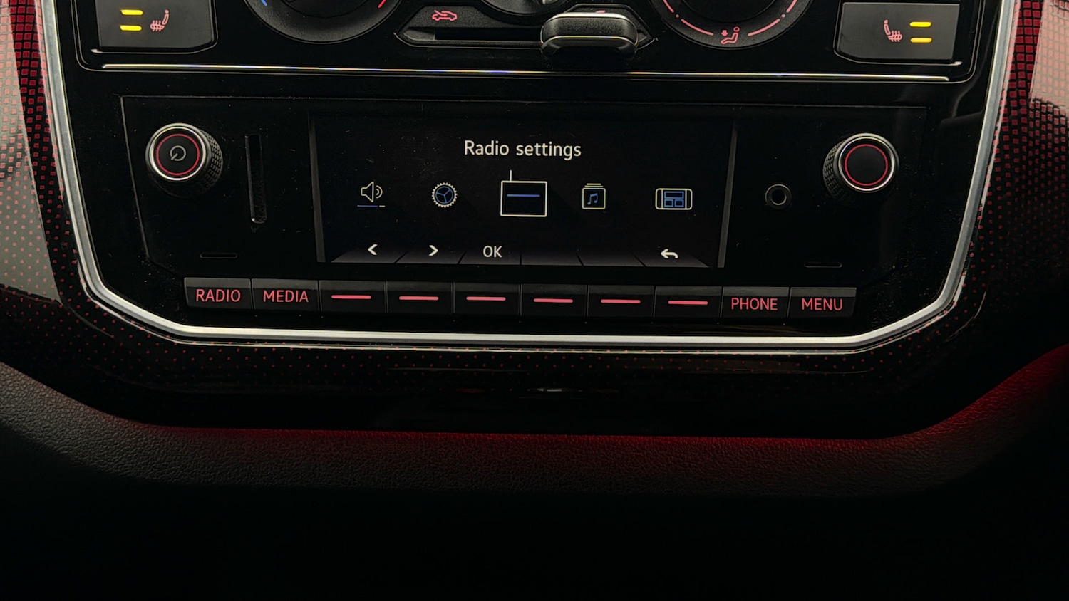 Used Volkswagen up! 2019 for sale - 78038063: Photo 10