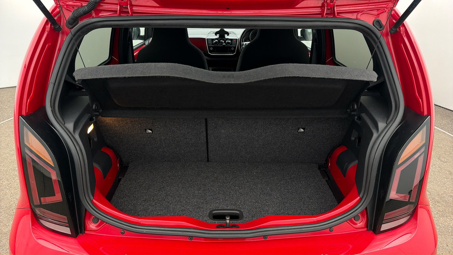 Used Volkswagen up! 2019 for sale - 78038063: Photo 16