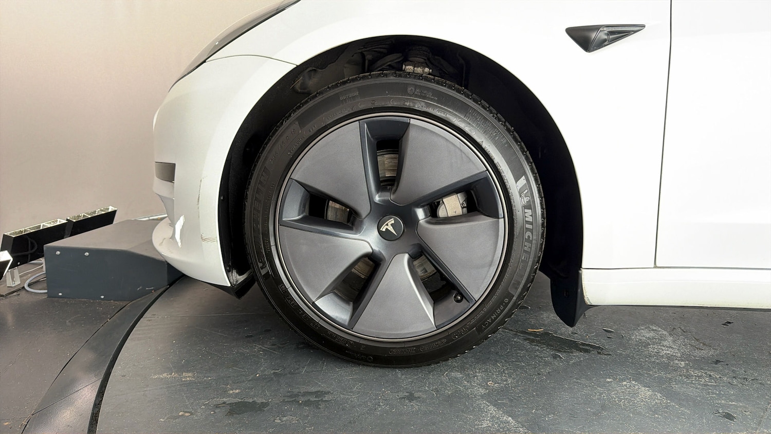 Used Tesla Model 3 2023 for sale - 77888756: Photo 9